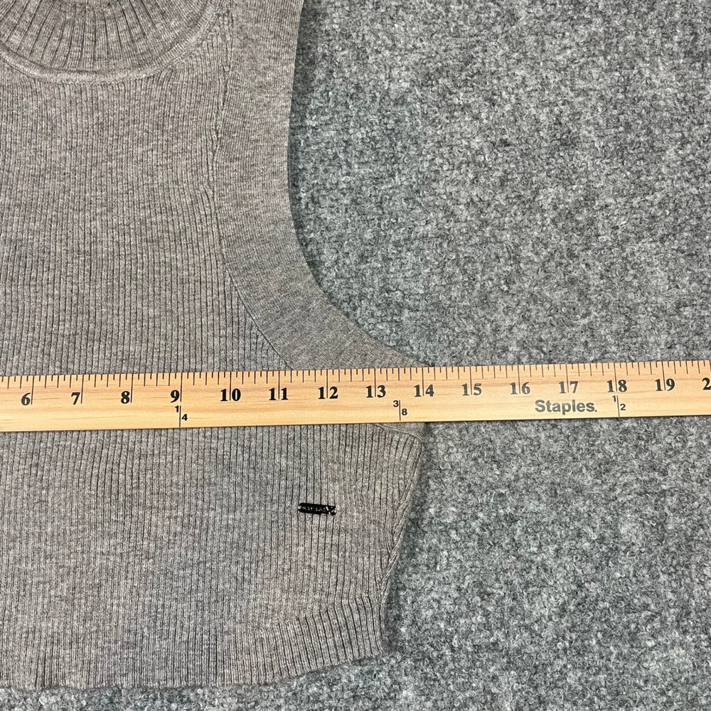 Savage X Fenty Crop Top Womens Medium Gray Ribbed Mock Neck Open Back - Picture 3 of 8
